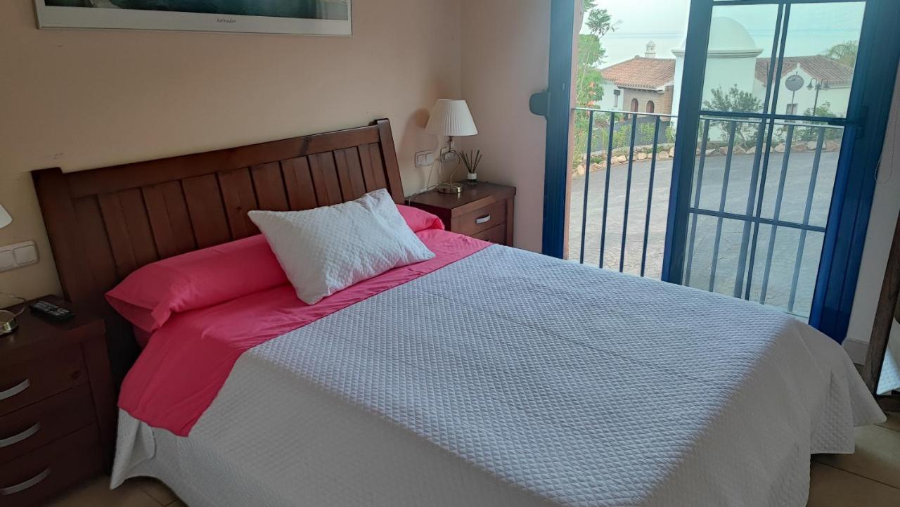 Vista Bahia Con Piscinas, Parking Y Terraza Daire La Herradura  Dış mekan fotoğraf